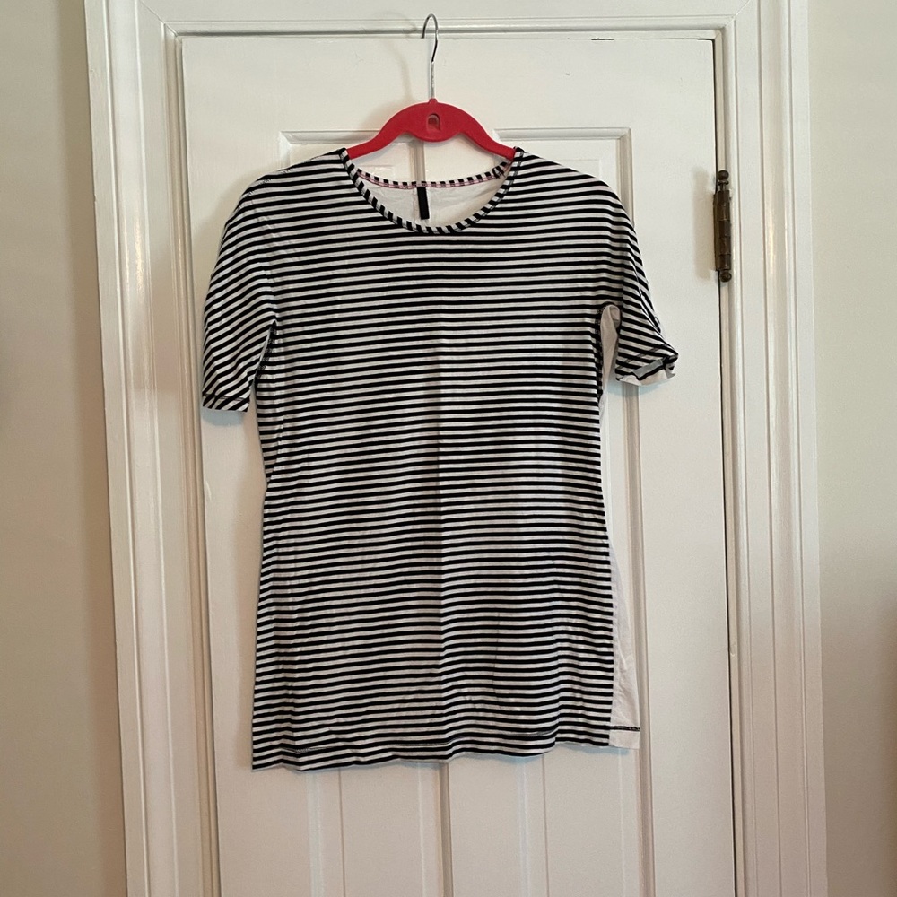 Lululemon Cotton Tee